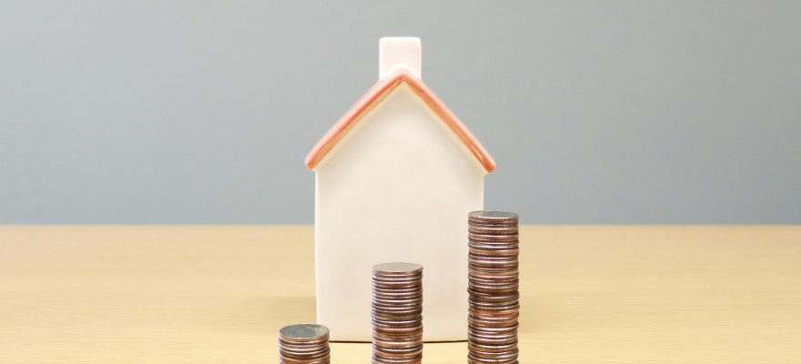 A small-sized model of a home.